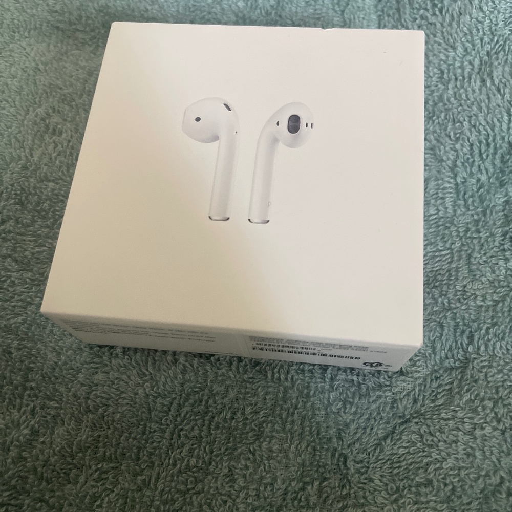 AirPods